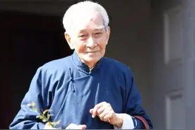南怀瑾：大师or骗子？他的书，北大教授暗讽文盲才看，是不懂读法图片