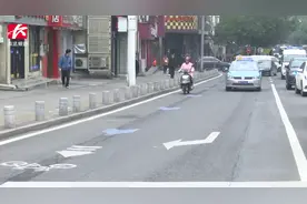 长沙首创非机动车组合交通标志 骑车出行，跟着蓝色路标走视频封面