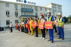 大别山隧道“突发”危化品泄漏危机？多部门协同化险为夷图片