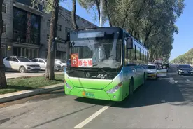 公交6路，向东畅通！图片