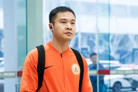 申花幸亏没有留下他，离开球队后就状态一路下滑，如今被传言退役图片