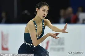 花滑世锦赛俄将包揽女单前三 陈虹伊排名第21位图片