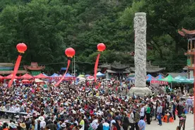 2020兴隆山“六月六”传统文化庙会即将开始图片