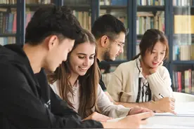 英语专业，怎么就成了“鸡肋”？图片