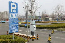 荣成首个“ETC无感支付”停车场上线！图片