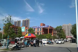 湖南工业大学的最美格桑花图片