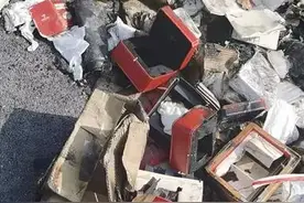 快递员亲手烧掉880余万元快递被批捕图片
