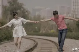 为什么那些层次高的男人，大多喜欢“笨女人”？图片