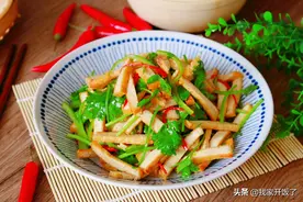 火了三十年的店，原来是因这道凉拌菜，在家3步搞定，拿肉也不换图片