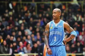 12年前马布里在NBA年薪2千万，来CBA效力9个赛季，他赚了多少钱？图片