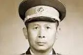 开国将帅（131）中将陈康图片