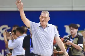 CBA最没存在感董事长？巩晓彬回归后他一言不发 恐已失去话语权图片