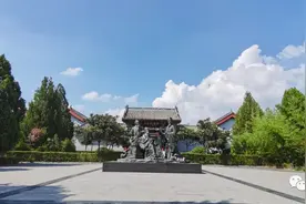 郏县三苏园景区恢复开馆公告图片