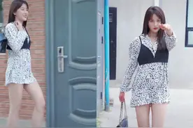 演员嘎子老婆晒近况，穿碎花短裙秀大长腿，网友：是不是穿反了？图片