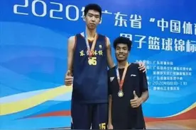 17岁，身高2米26！曾24分钟砍18分！恭喜广东，易建联后继有人了图片