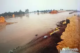 洪峰历时200多个小时的华县“03•8”洪灾图片