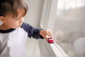 孩子患自闭症，道歉是她的日常图片
