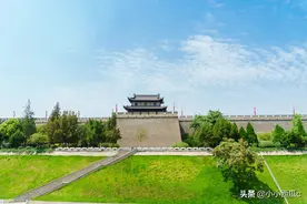 中国现存最完好的明代古城墙，距今有700年历史，却遭吐槽门票贵图片