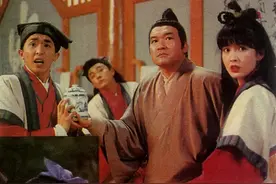 1994年，张卫健舔了脚底板也没能赢周星驰，害惨了邓光荣图片