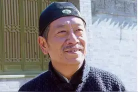 反派专业户王奎荣：68岁二婚娶31岁小娇妻，誓要跟小娇妻白头偕老图片