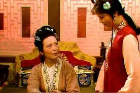 红楼梦：花袭人干掉晴雯共分几个步骤？这些细节暴露她早有预谋图片