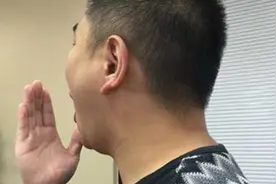 清晨起床嘴巴里面臭烘烘，多半是两类疾病引起的，希望你早了解图片