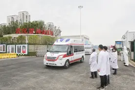 张文宏金句又上线！鱼渣也别放过！开会多听少说，和话少的人坐一起图片