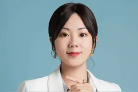视频丨深圳美女学霸演讲视频“感动中国”：我们不会被疫情打倒图片