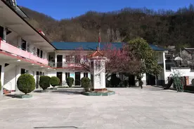 我的家乡，在一个遥远的小山村图片