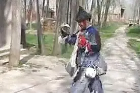 安徽乞丐把要饭当职业,1988年已是"万元户",如今千万身家儿女双全图片