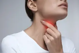 食道癌出现进行性吞咽困难的时候，介入治疗就要发挥作用了图片