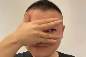 岳云鹏被人民网点名表扬图片