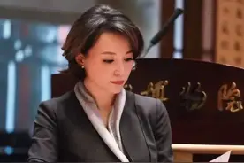 7位子承父业的央视主持人，父母各有各的厉害，青出于蓝而胜于蓝图片