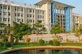 海南省三亚市16所高中，都叫什么名字？图片
