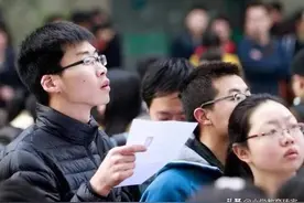 成绩出来有喜有忧，那些高考300多分的真的尽力了吗？图片
