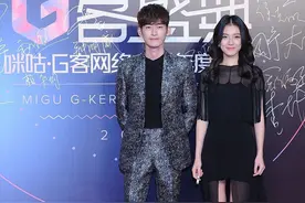 张翰看中的“环球小姐”真不错，穿黑色薄纱裙不忘秀腿，挺高级的图片