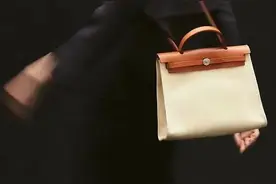 它是爱马仕最便宜的包，更是“爱”的代名词图片