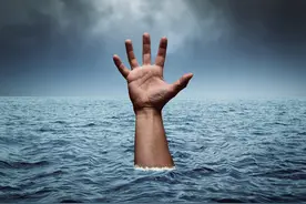 溺水死亡痛苦吗？7位溺水濒死者的自述：熔岩燃烧的折磨图片
