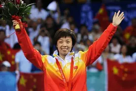 “大魔王”张怡宁幸福人生：丈夫大自己20岁，儿女双全教孩子头疼图片