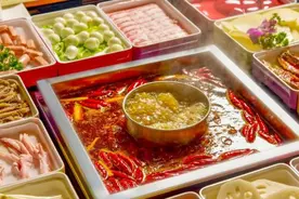 人工合成的“垃圾食品”，比“地沟油”还脏。看完你还敢吃吗？图片