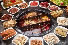 左手冰饮右手火锅 66岁大爷把胃折磨穿孔了图片