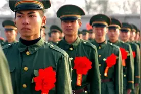 当兵16年退役，是拿100万还是选择分配工作？怎么选？图片