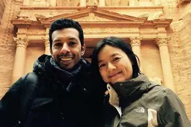 棋后为王子放弃国籍，劝闺蜜二女侍一夫，王子为她放弃一夫多妻图片