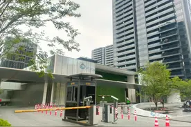 带看腰斩、成交跳水！千万级豪宅学区房也开始走下坡路？图片