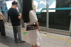 大家说说庄里的美女多吗？图片