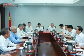 省委省政府与中国五矿集团、中国航油集团举行会谈，刘赐贵讲话图片