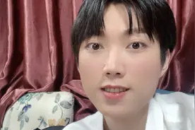 孤影solo遇17岁9国服天才少年！孤影反复观看，主页国标装不下图片
