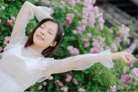 农村小伙进城打工，遇到大九岁的女总裁，不想女总裁竟爱上了他？图片