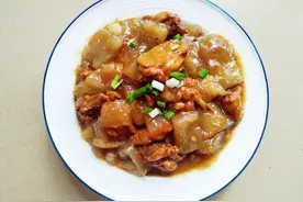 重阳节，未来亲家三口来蹭饭，做了7菜1汤招待，亲家怕胖不敢吃图片