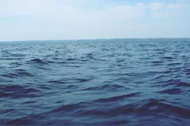 难过的时候去看海吧·看到大海你才会发现自己的烦恼有多小图片